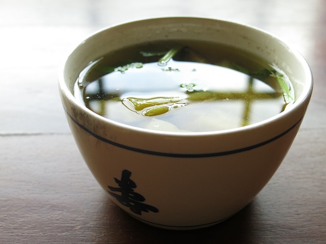 Czy da się ugotować ciecierzycę bez moczenia? Czy da się ugotować ciecierzycę bez moczenia?