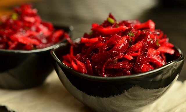 Jak długo po zjedzeniu buraków kał jest czerwony? Jak długo po zjedzeniu buraków kał jest czerwony?