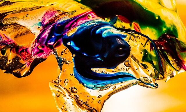 Czym się różni płyn do kąpieli od żelu pod prysznic?